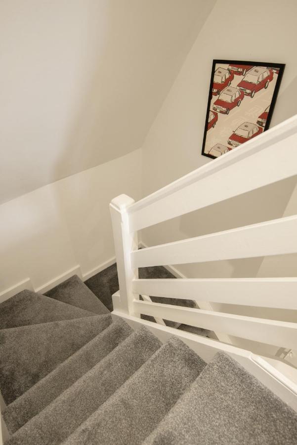 Central One-Bedroom, 99 Steps To The Sea ブライトン エクステリア 写真